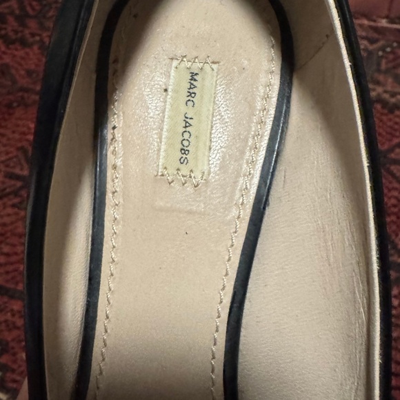 Marc Jacobs Pointed Toe Bow Pumps - Picture 4 of 5